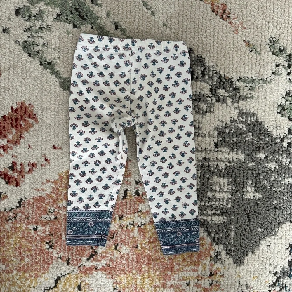 5/$15 Carter’s 9 Month Baby Girl Bohemian Bottoms
